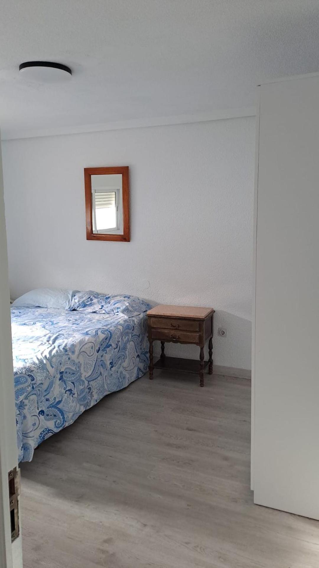 Habitaciones En Apartamento Compartido De Pozuelo De Alarcon Exterior photo